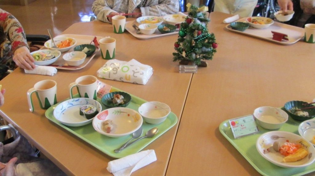 ランチバイキング食卓